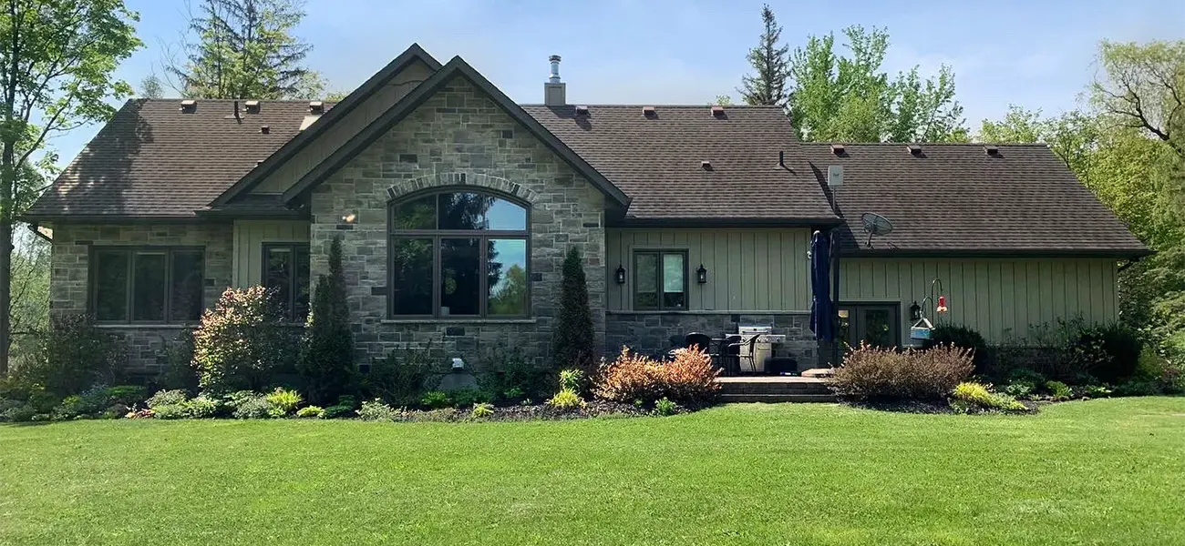 Gorgeous country home on beautifully landscaped property